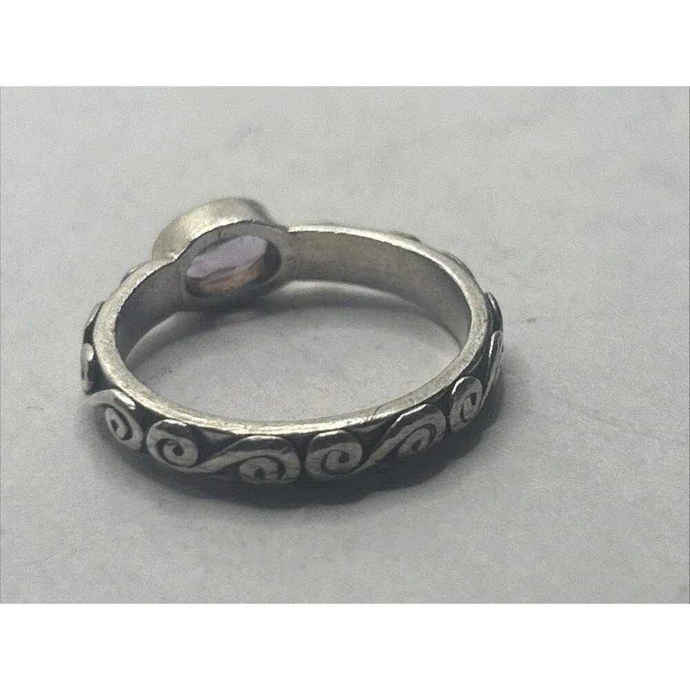 925 Sterling Silver Vintage Ring Carved design Oval Amethyst  Size 6, 925